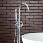 Detail View - Freestanding Tub Faucet - Chrome
