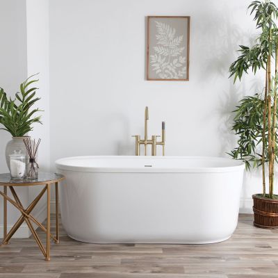 Luca Acrylic Contemporary Tub